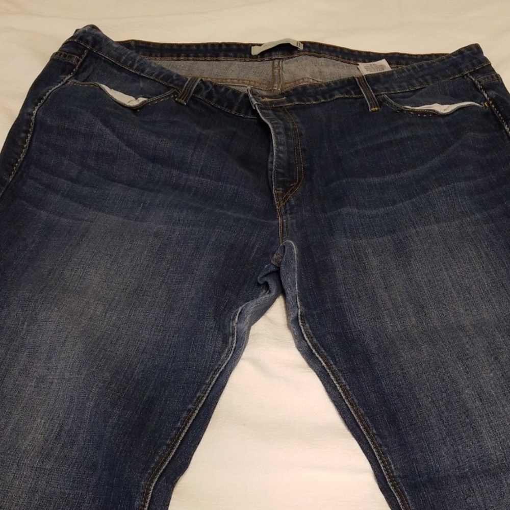 Women's 590 Levi's jeans